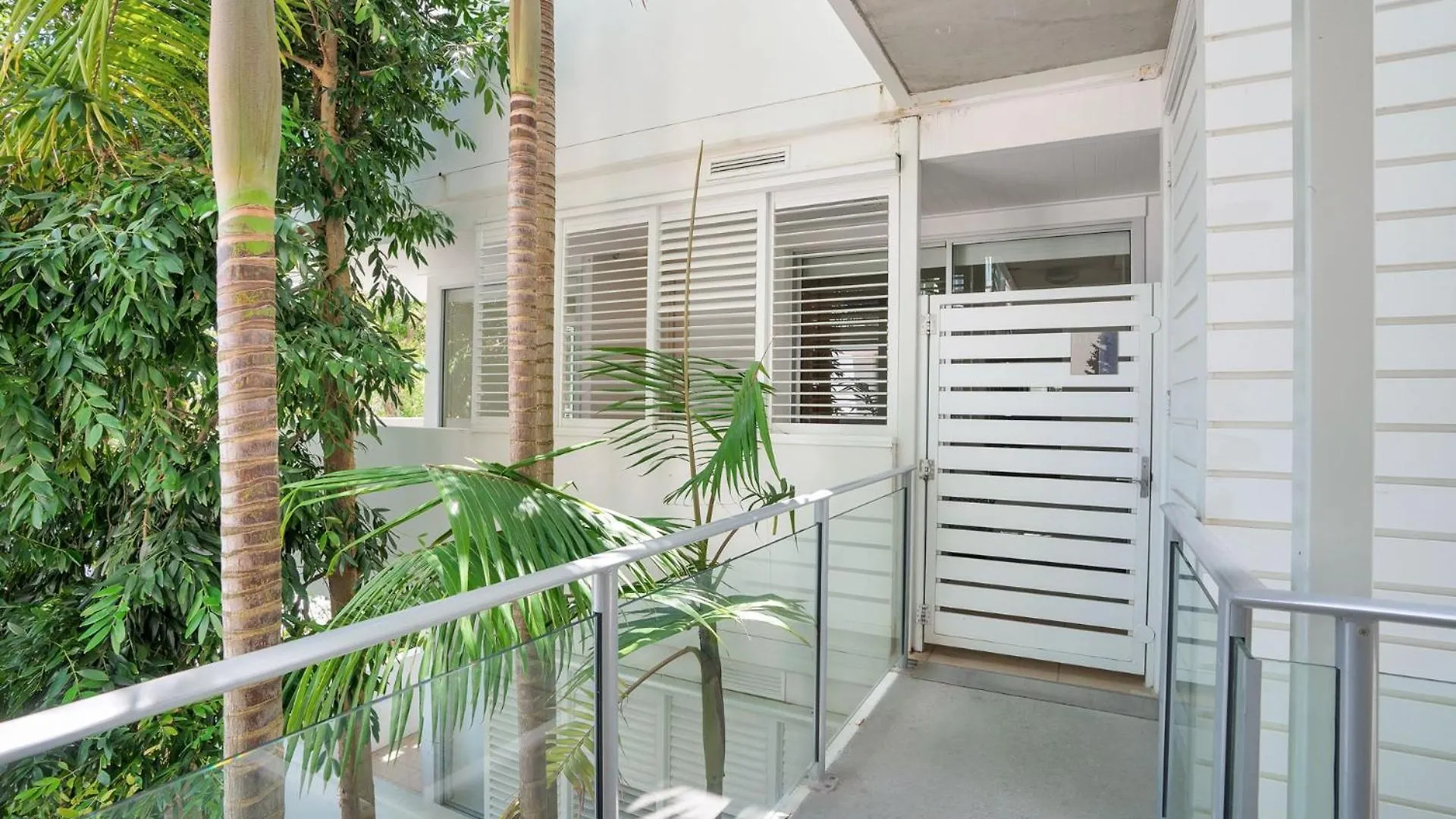Unit 105 Plantation Resort Rainbow Beach 0*,  Australia